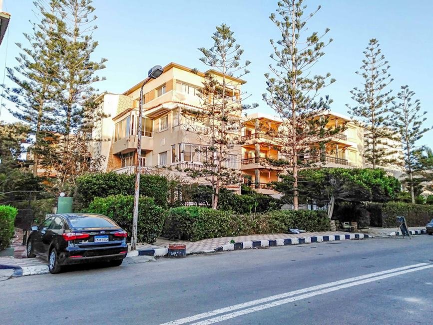 Registered Building For Sale 550m El-Mamoura