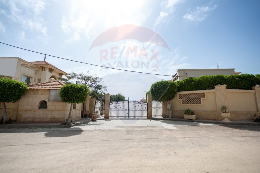 Villa for sale, 620 m, King Mariout (Al Safwa Compound)