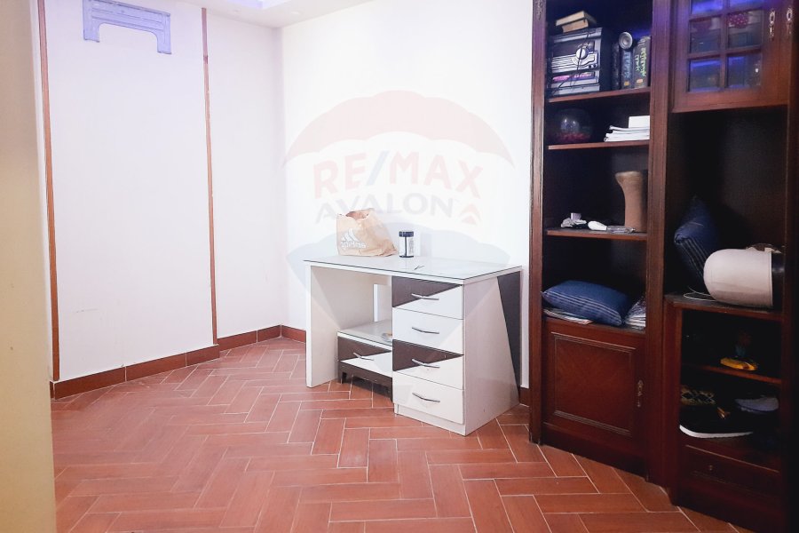 Apartment For Sale 160 m Roushdy (Steps From Sirya St.)