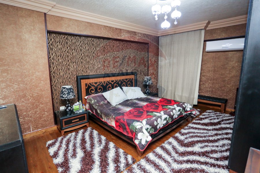 Apartment for sale 232 m Gleem (El Marghany Palace view)