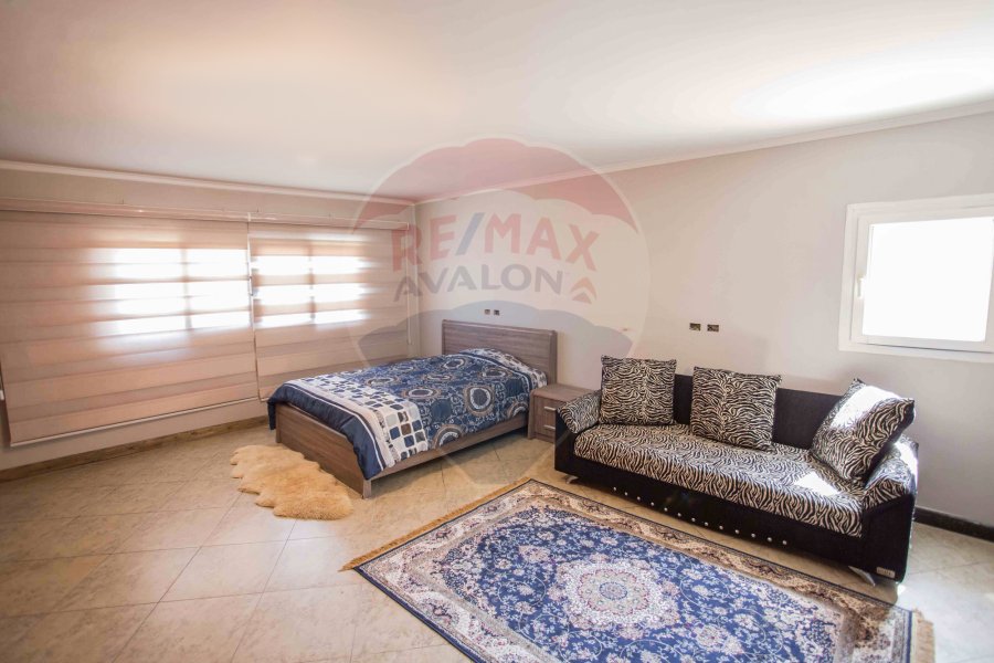 Triplex Furnished Villa 475 m for Rent Moharm Beh (Miroza Compound)