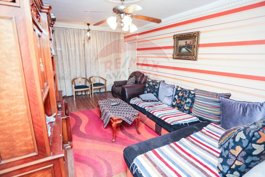 Apartment for sale 320 m Rushdy (Suria Main St