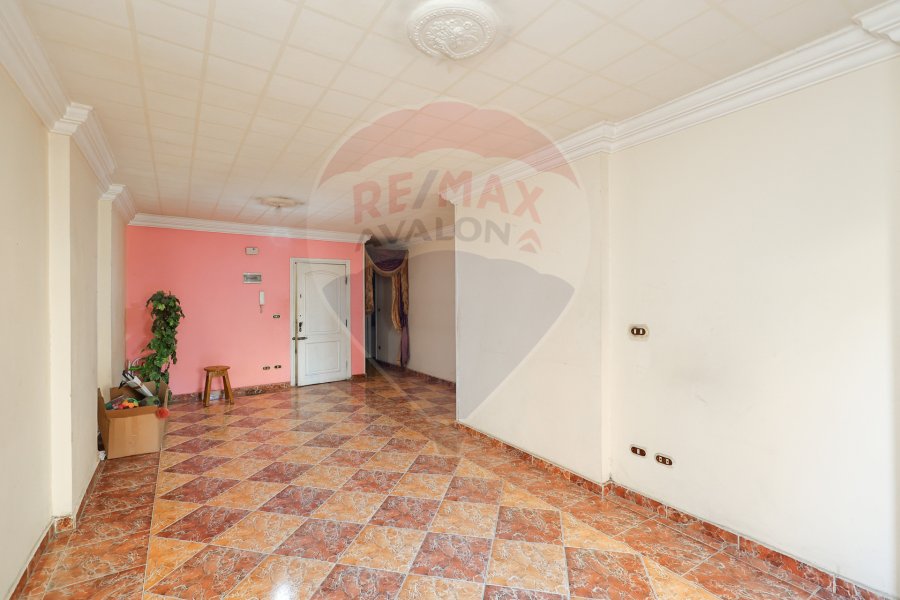 Apartment for sale 116 m Moharam Bek (Arfan main st.)