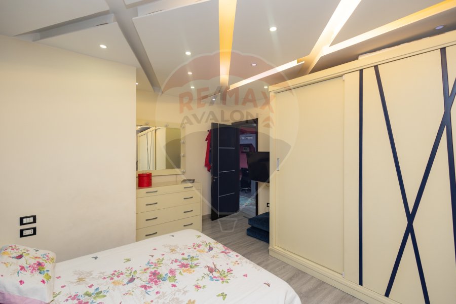 Apartment for sale 160 m Fleming (Abdelfattah El-Tawil St.)
