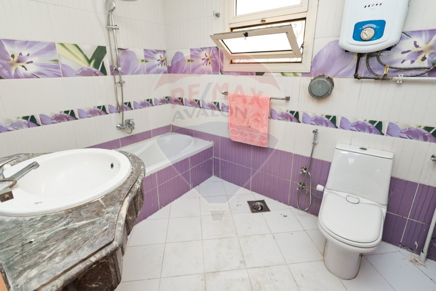 Duplex for sale 260 m Al-Mandara (Directly on the sea)