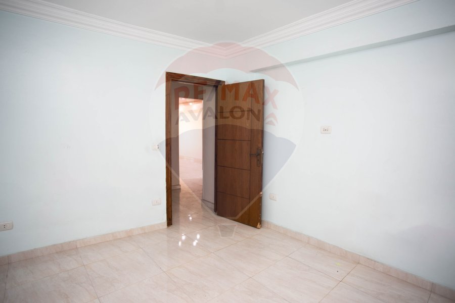 Apartment for sale 160 m Miami ( Branched from Gamal Abdelnasser St)