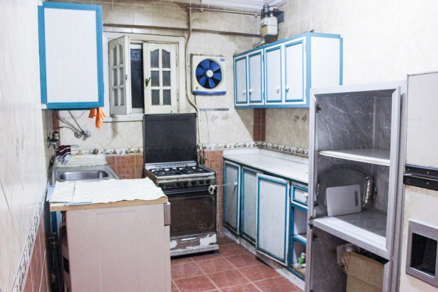 Apartment For Sale 151m Sidi Gaber ( Directly on tram station)