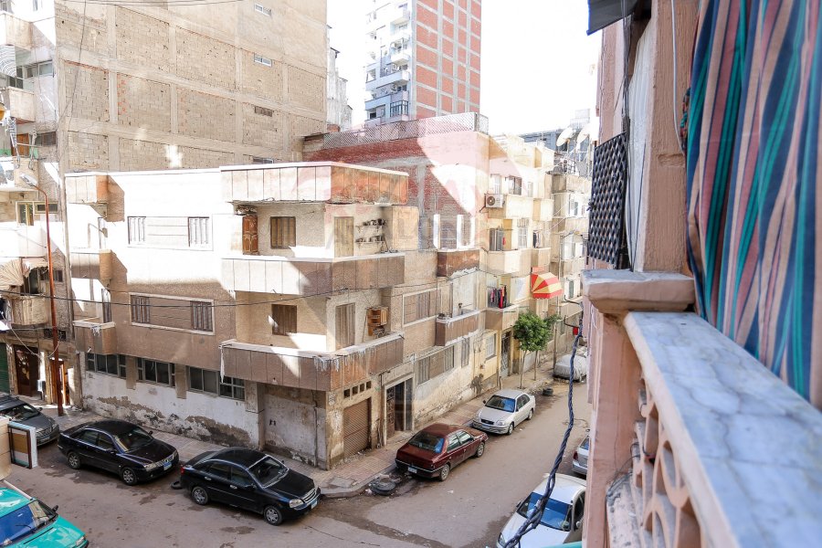 شقة للبيع 60 م شدس ( اول الرمل )