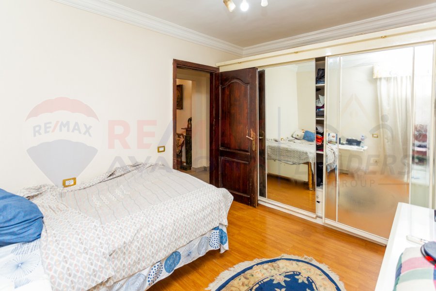 Apartment for sale 210 m Saba Pasha (steps from Abu Qir Street)