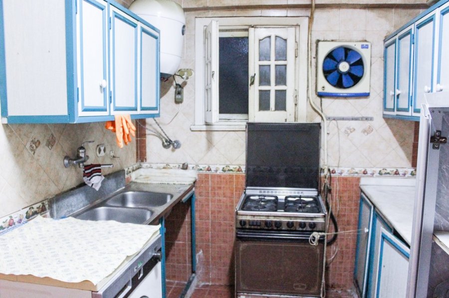 Apartment For Sale 151m Sidi Gaber ( Directly on tram station)
