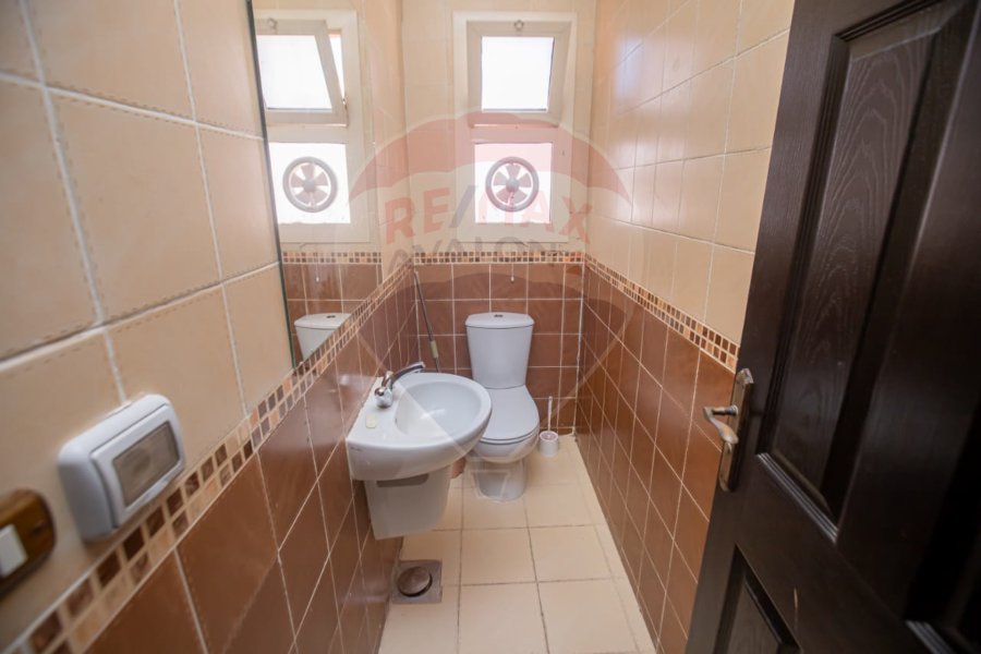 Chalet with roof for sale (Blumar - Sidi Abdelrahman) 137 m + 50 m