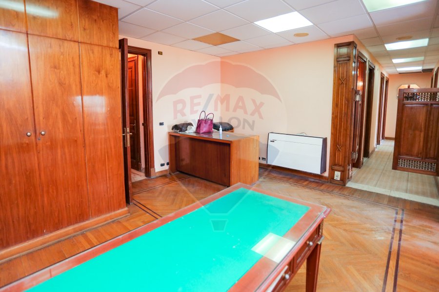 Administrative Apartment For Rent 175 m El Mansheya (Orabi Square)