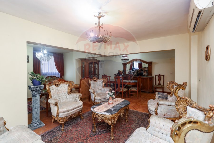 Apartment for sale 230 m Roushdy (El moaskar Al-Romani main st)