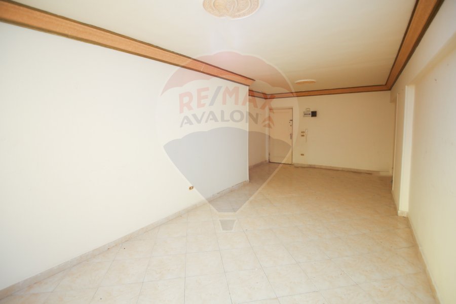 Apartment for rent 150 m Miami (Branched from El-Isawy St)