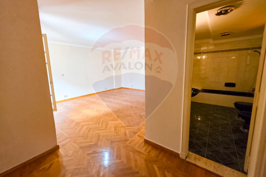 Duplex apartment for sale 320 m Louran (Branched from Sharawy St)