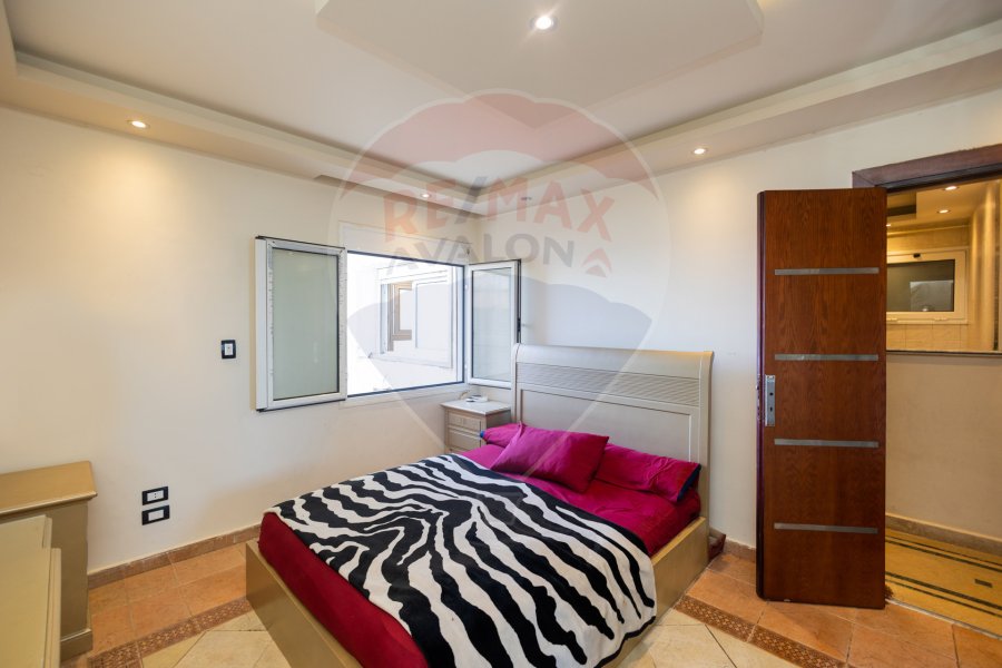 Apartment for sale 140 m Mandara (in front of Bridge 45 - directly on the sea)