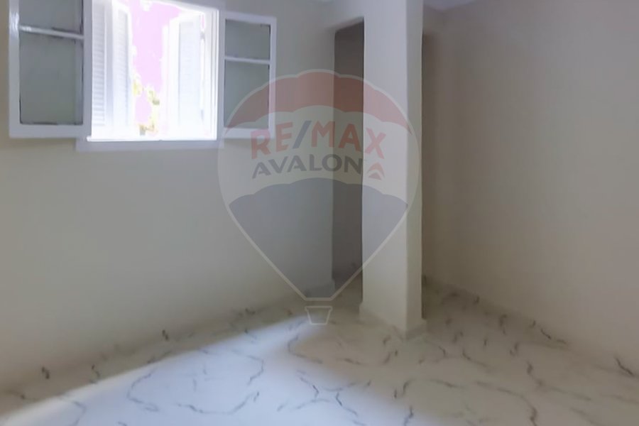 Apartment for sale 100 m Seyouf Tram (branching from Gamal Abdel Nasser St.)