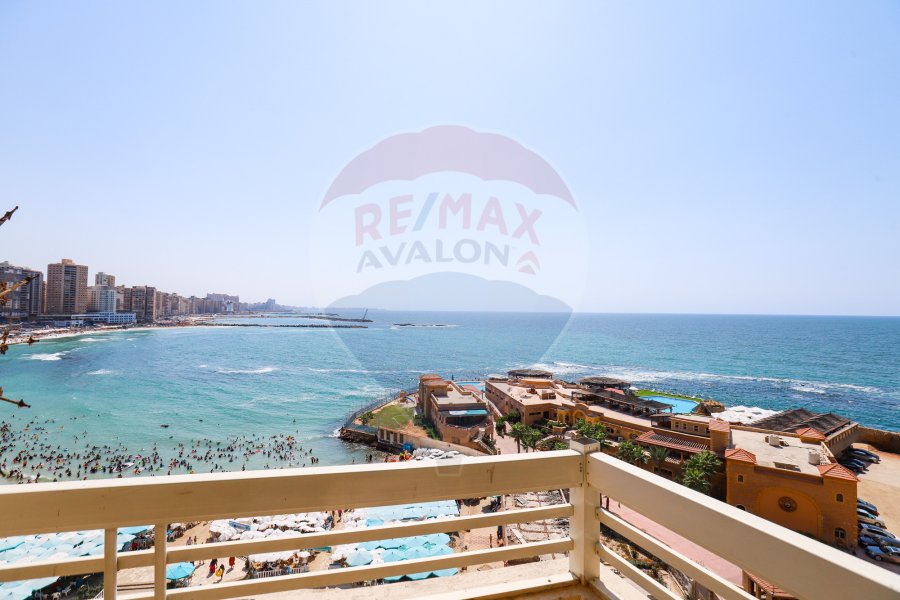 Apartment For Sale 160 m Maimi (Directly on the sea)