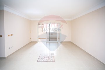 Administrative Unite for rent 235 m Stanly (Branshed from the Sea)