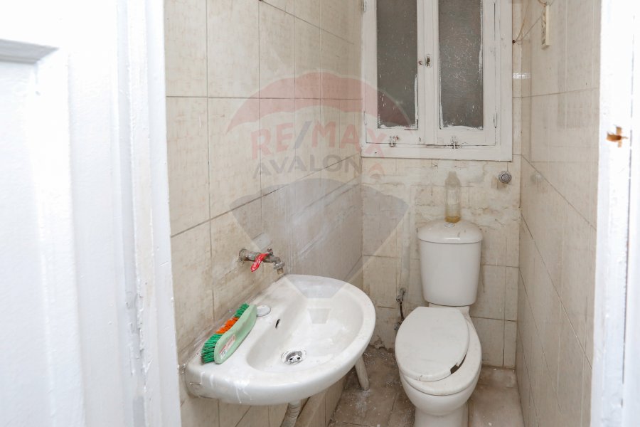 Administrative apartment for rent 140 m Louran (Al-Iqbal st.)