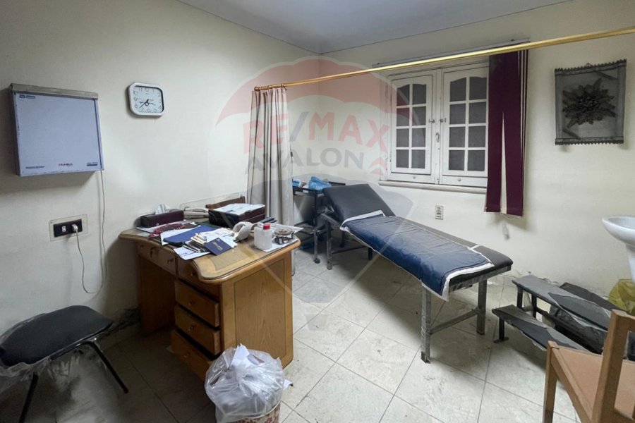 Clinic for sale 90 m Cleopatra (Directly on the Tram)