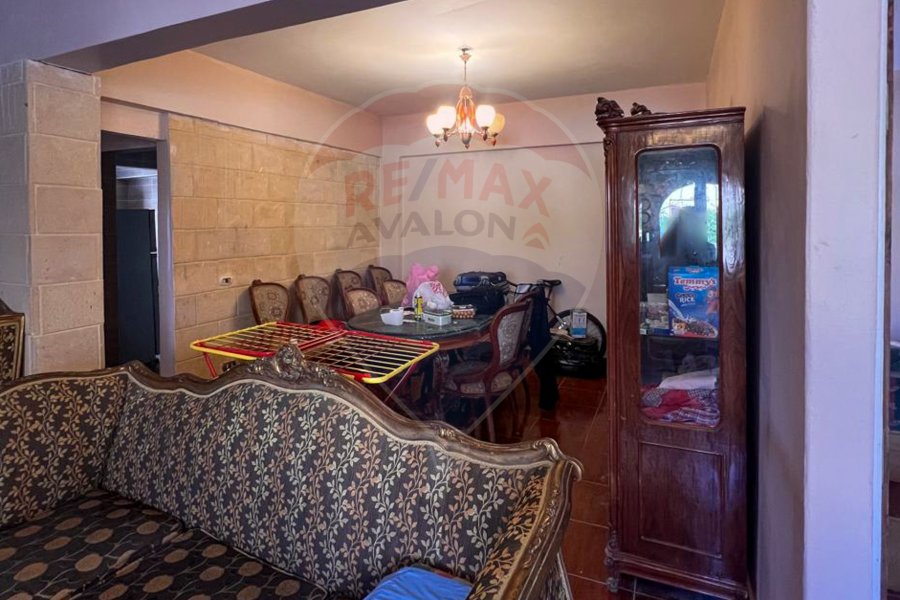 Stand alone villa for sale (Heliobeach) 700 m