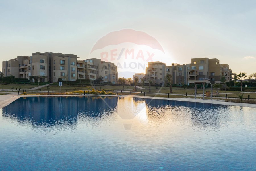 Apartment for sale in Palm Hills Badya (Boulevard Towers) 76 m