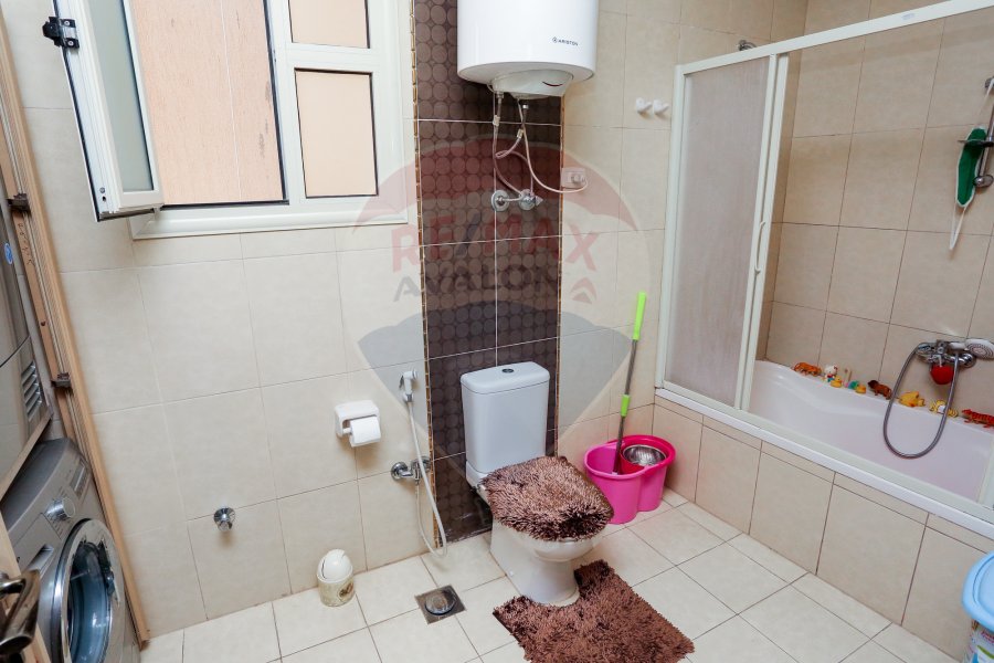 Apartment for sale 232 m Gleem (El Marghany Palace view)