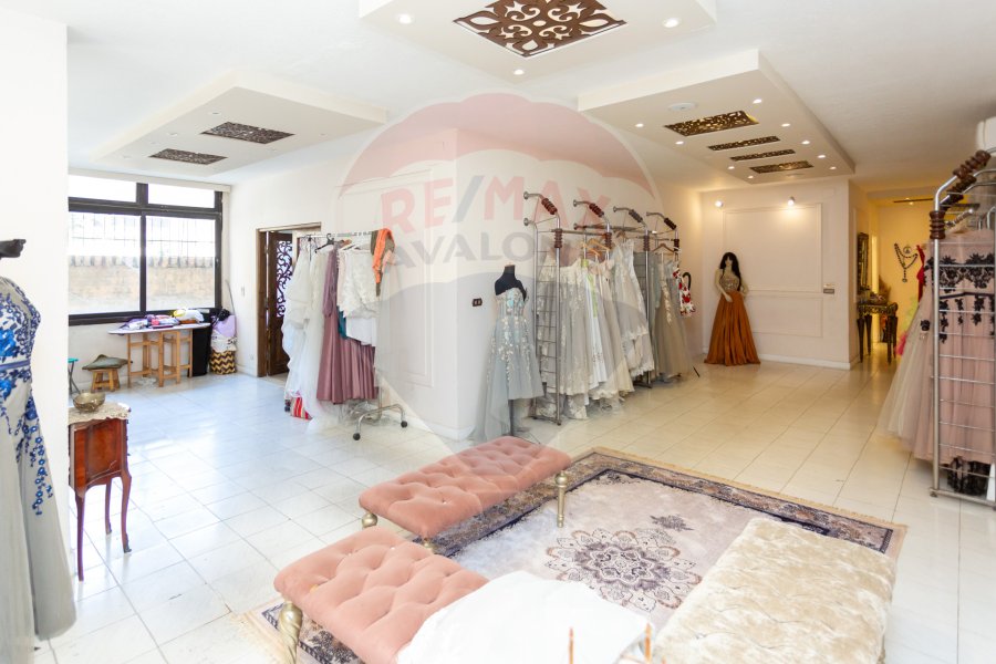 commercial mizzan for sale 200 m Roushdy (Sorya st)
