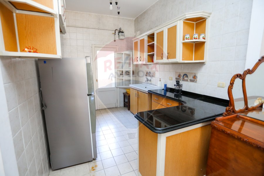 Apartment For Sale 150 m Smouha (Farous St. Somid Towers)