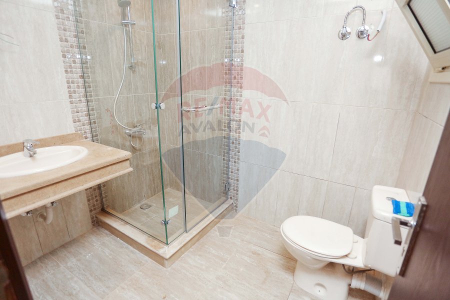 Apartment for sale 255 m Smouha (Fawzy Moaz main street)