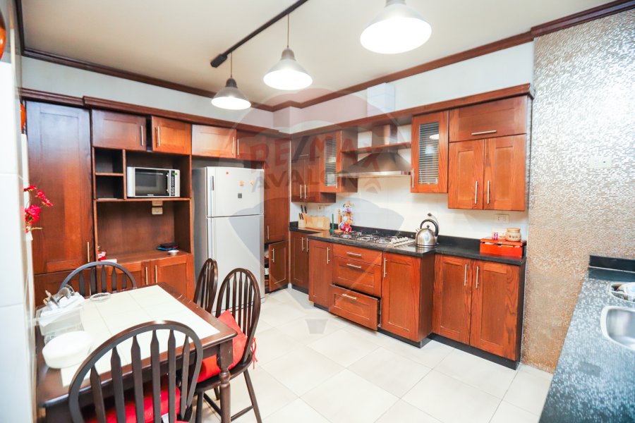 Apartment For Sale 300 m Gleem (Abo Qer St.)