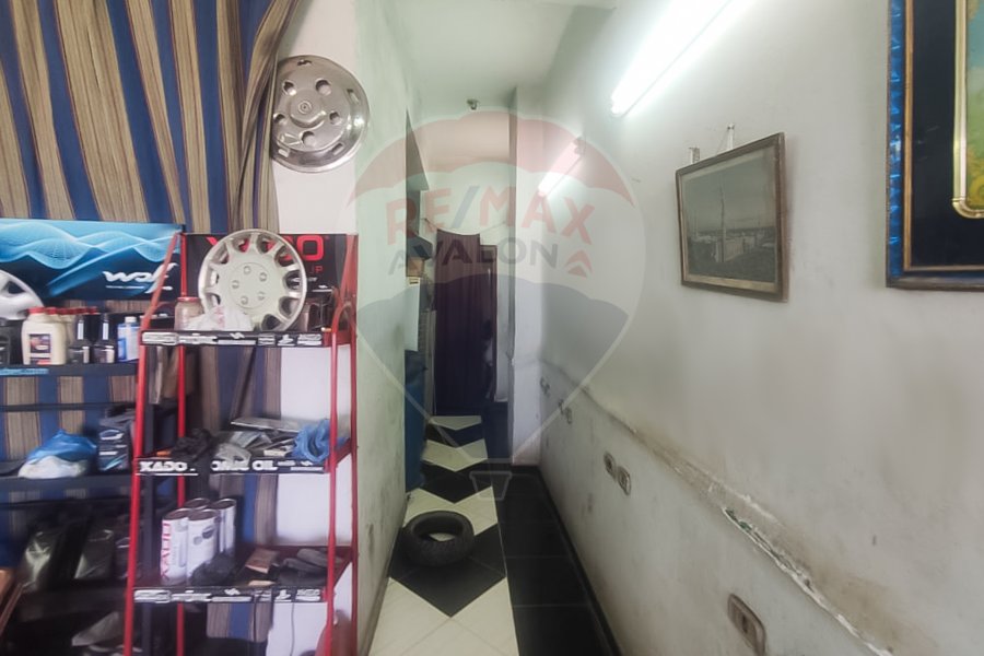 Shop for rent 65 m Moharam Bek (Mahmoudya Canal Axis directly)