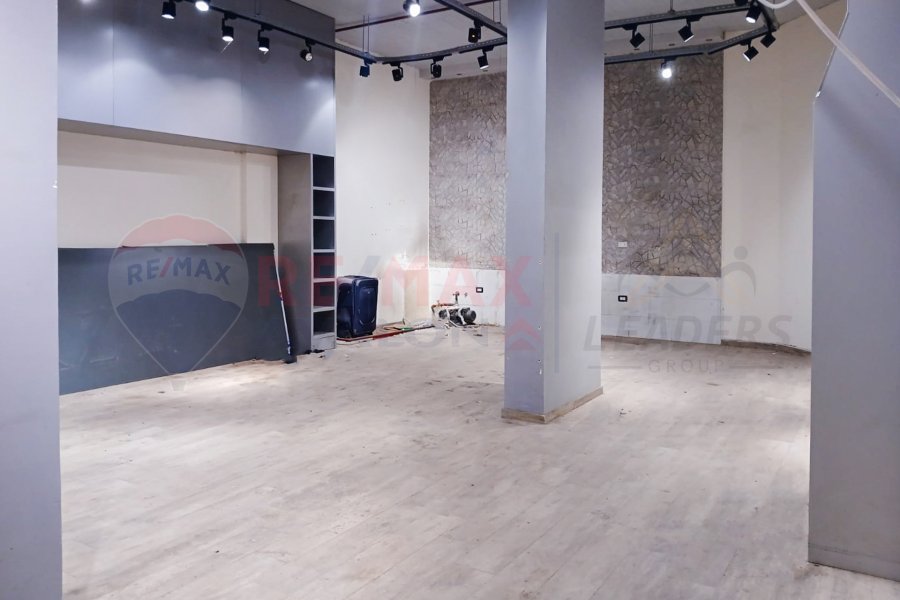Shop for sale 100 m Smouha (Masged Nasser St.)