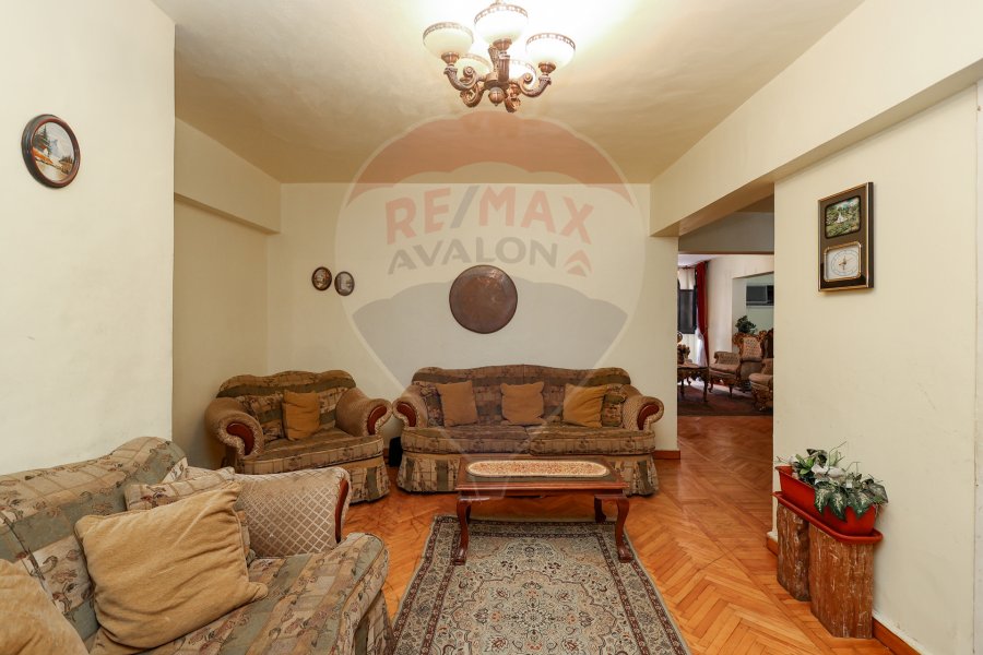 Apartment for sale 230 m Roushdy (El moaskar Al-Romani main st)