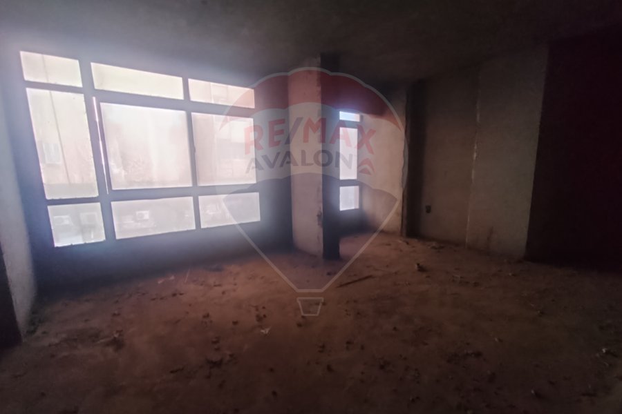 Administrative unit for rent 500 m Gleem (Abu Qir st.)