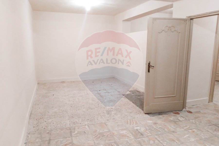 Commercial Shop For Sale 191 m Tharwat (Abd Elkhaleq Tharwat St)