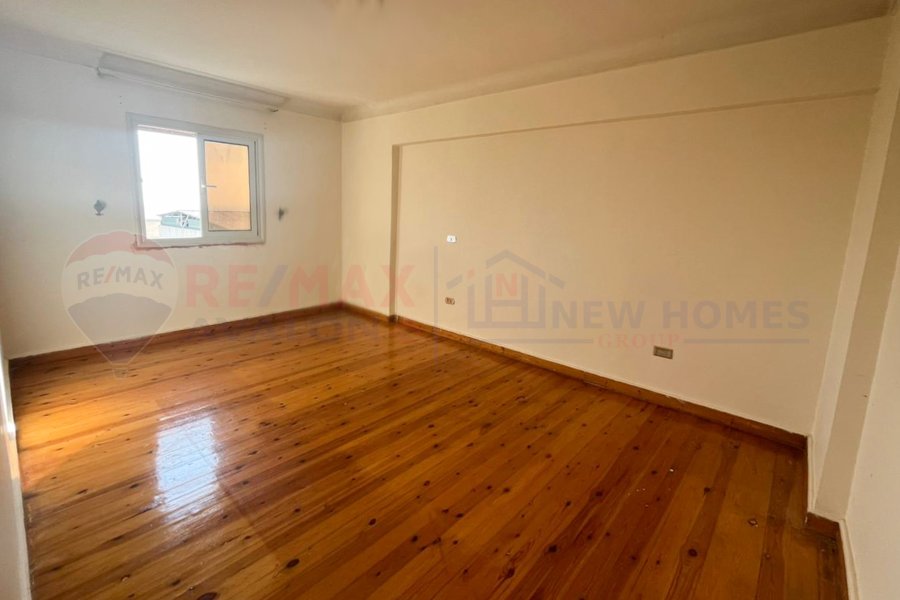 Duplex apartment for rent 165 m Saba Basha (Al-Mansoura st.)