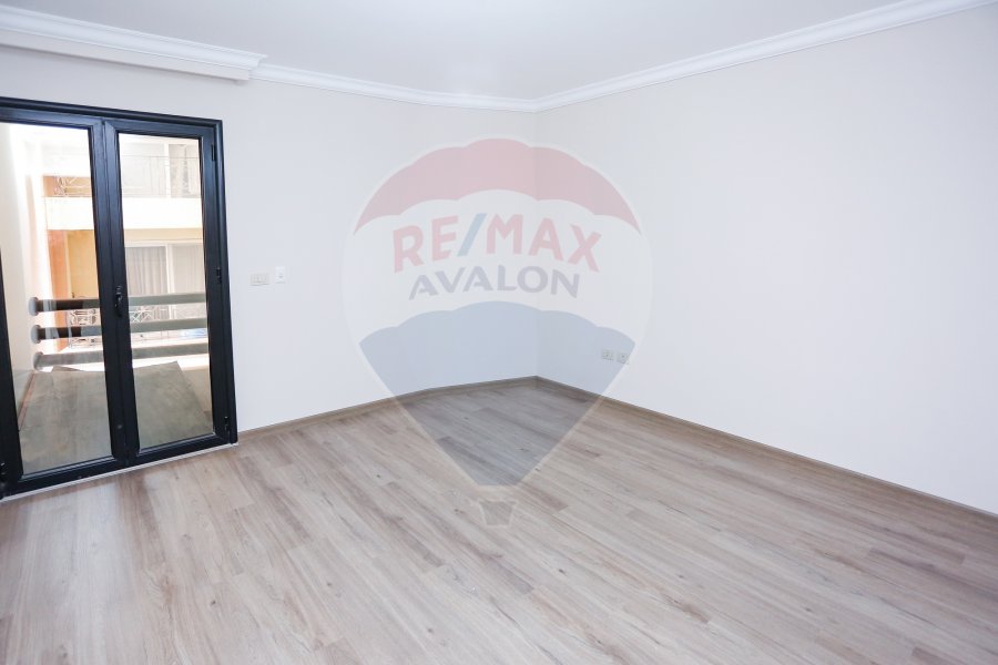 Apartment For Sale 174 m Smouha (East Towers Compound - Ryada St)