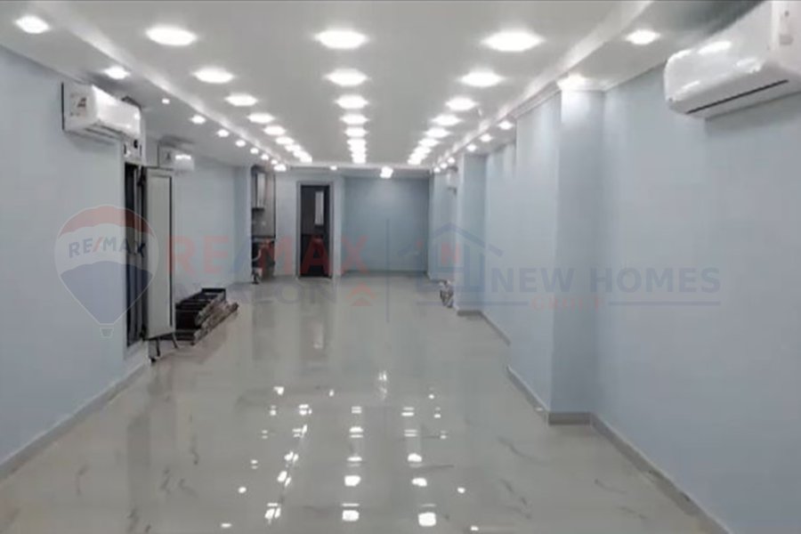Shop for rent 100 m Al-Ibrahimia (Mamfes st.)