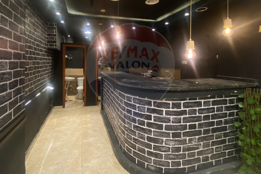 Shop for sale 60 m Glim (Zahran Rushdi St. - steps from Abu Qir St.)