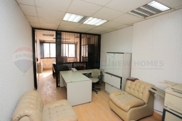 Administrative office for sale 40 m Raml Station (directly on the tram)