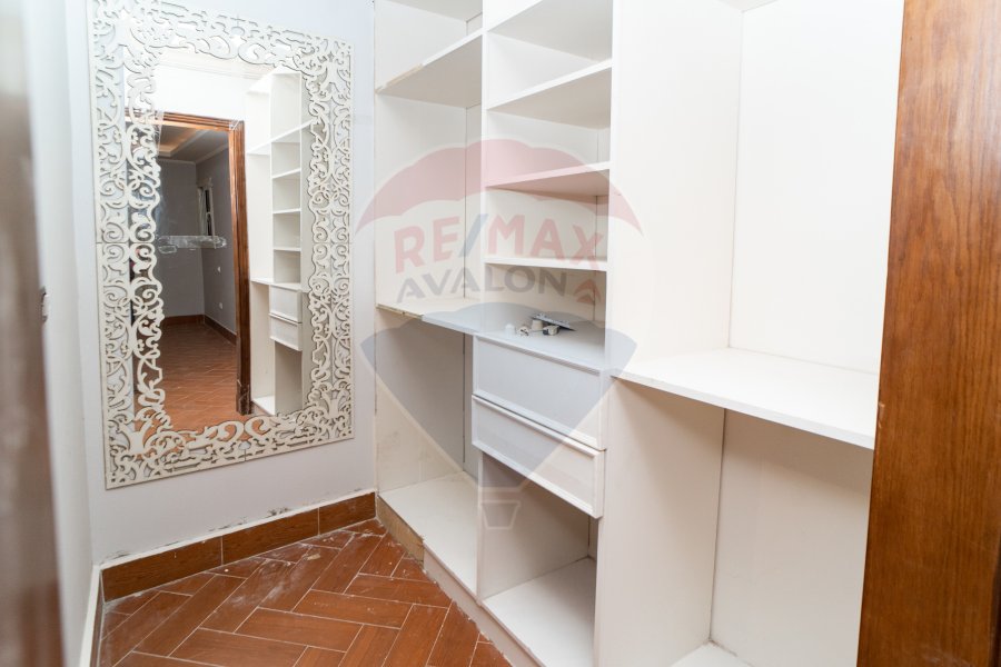 Apartment For Rent 205 m Louran (Eleqbal St.)