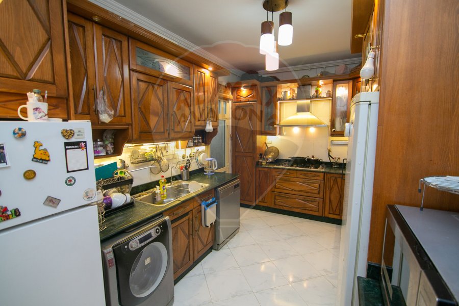 Apartment for sale 208 m Roushdy (Ahmed Shawky St.)
