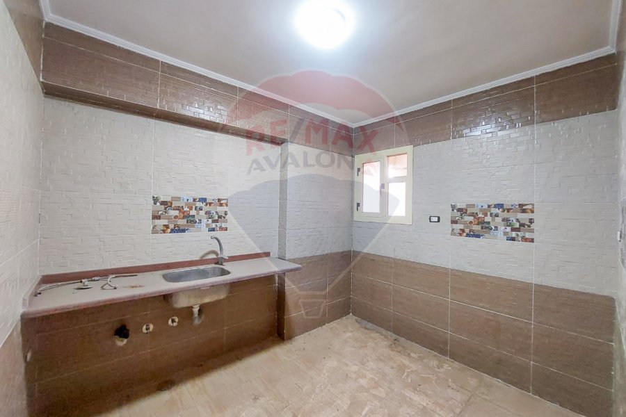 Apartment for rent 175 m Gleem (Qabbani St.)