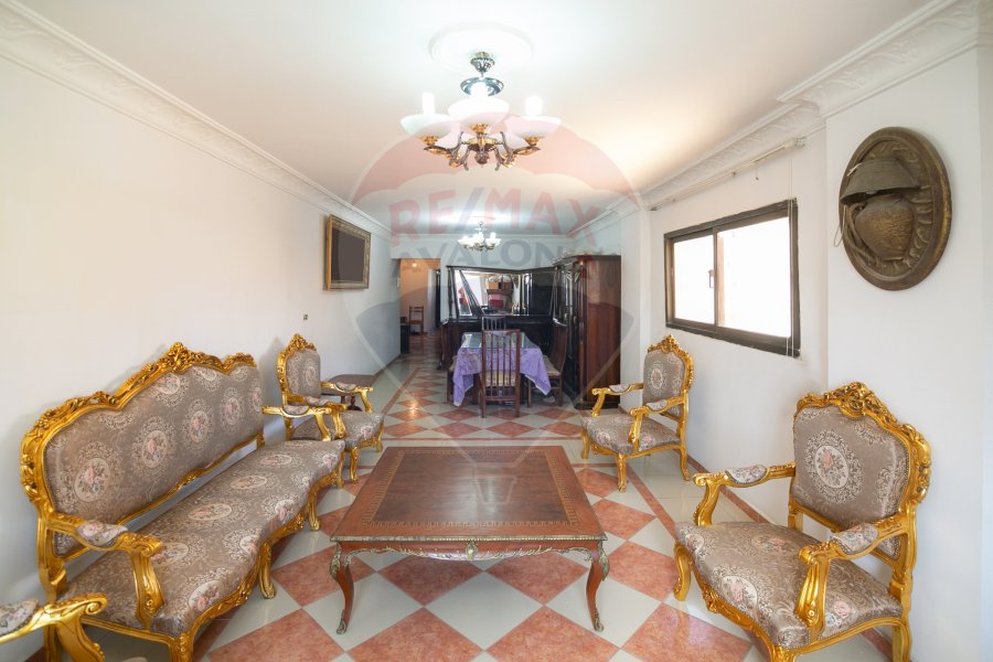Apartment for sale 150 m Cleopatra (Steps from the sea)
