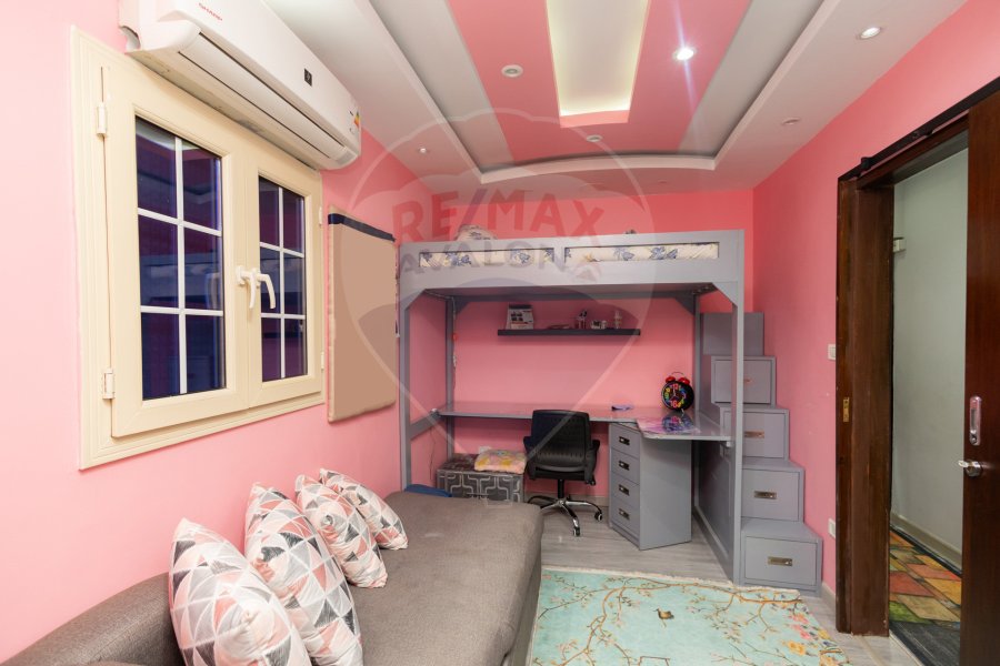 Apartment for sale 160 m Fleming (Abdelfattah El-Tawil St.)