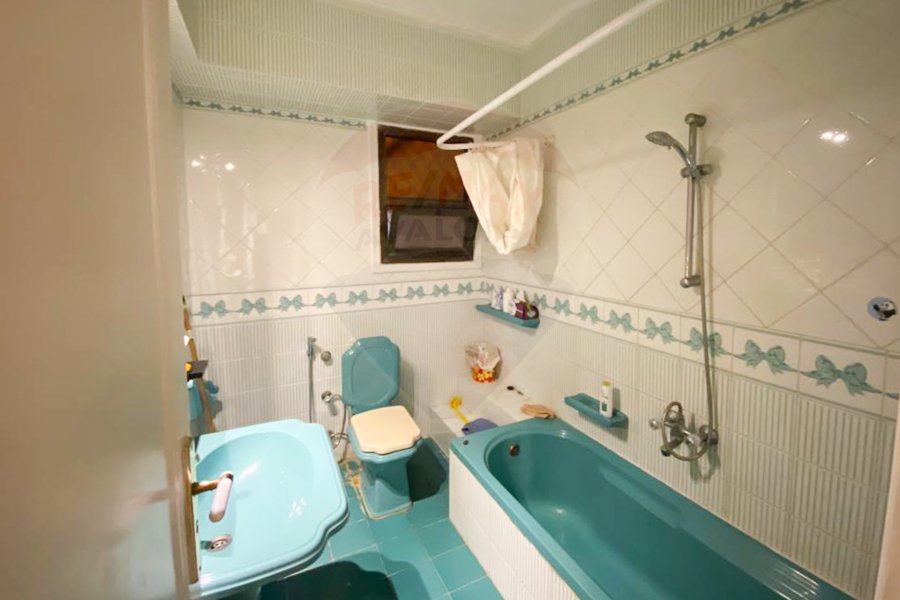 Furnished apartment for rent 180 m Kafr Abdo