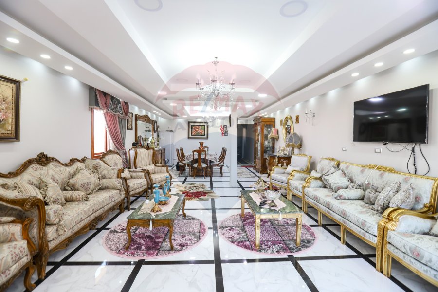 Apartment for sale 400 m Sporting (Ahmed Allam Street)
