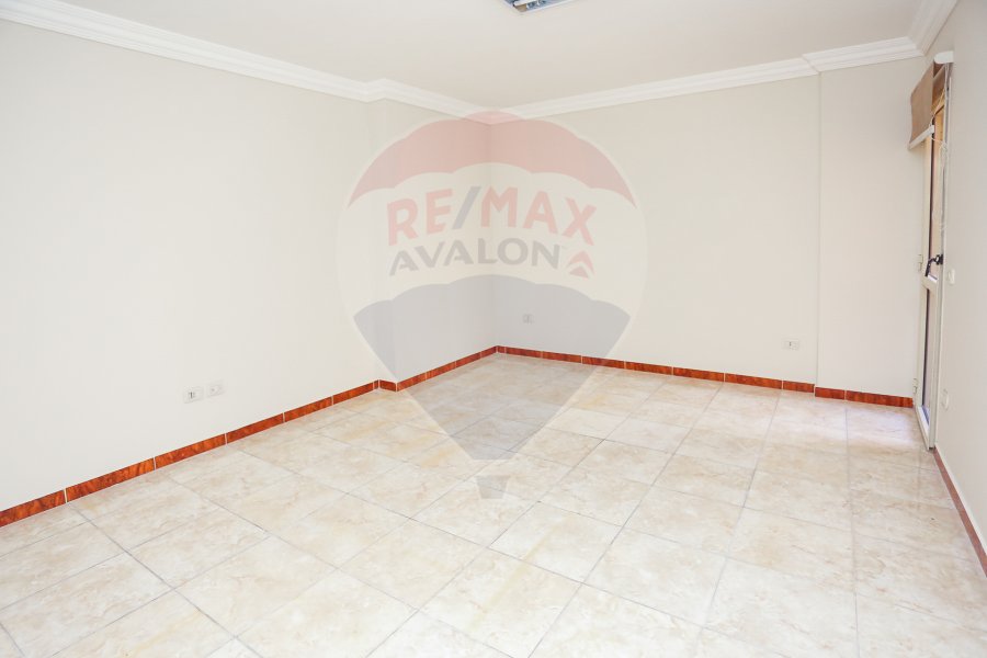 Apartment for sale 265 m Roushdy (directly on the tram - Brand Building)